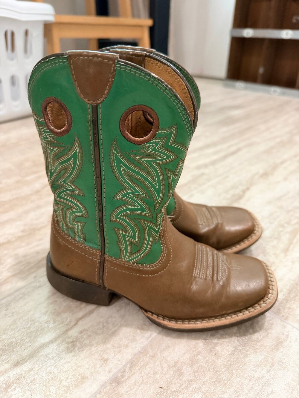 Ariat boots toddler green and brown size